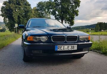 BMW 750 185.300 km 17.900 &euro; Anger 83454