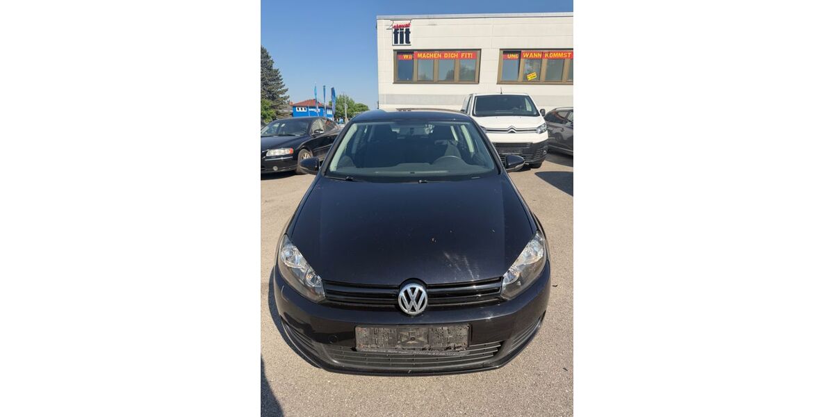 VW Golf 125.000 km 2.500 &euro; Traunstein 83278