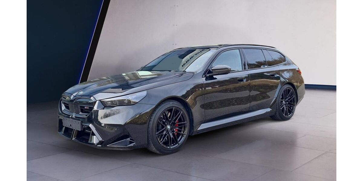 BMW M5 4.002 km 119.990 &euro; Trostberg 83308