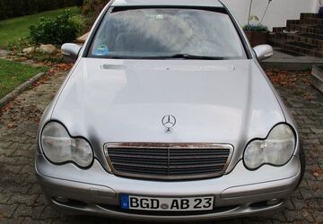 Mercedes-Benz C 200 163.000 km 1.850 &euro; Freilassing 83395