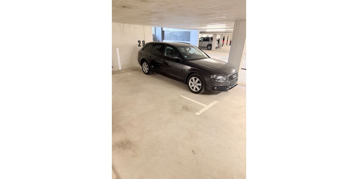 Audi A4 251.000 km 5.900 &euro; Freilassing 83395