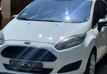 Ford Fiesta 99.162 km 6.990 &euro; Traunwalchen 83374