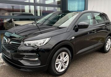 Opel Grandland (X) 99.300 km 11.790 &euro; Traunstein 83278