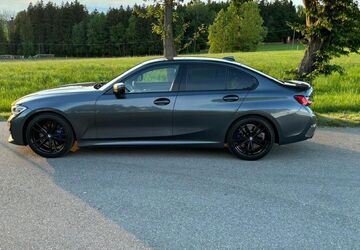 BMW 330 172.619 km 28.900 &euro; Rimsting 83253