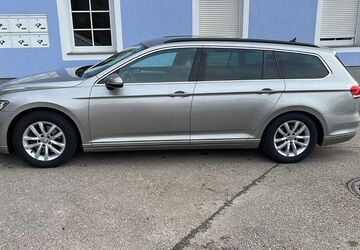 VW Passat Variant 108.000 km 14.200 &euro; Fridolfing 83413
