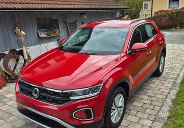 VW T-Roc 33.900 km 20.900 &euro; Waging 83329