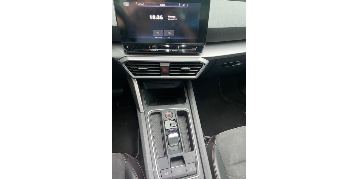 Seat Leon FR 1.4TSI E-Hybrid 65.000 km 19.499 &euro; Anger 83454