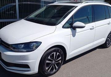 VW Touran 102.400 km 20.990 &euro; Teisendorf 83317