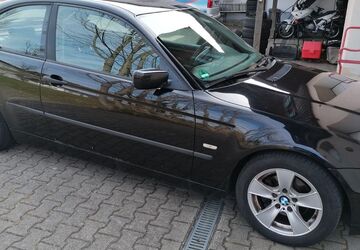 BMW 316 220.000 km 550 &euro; Waging 83329