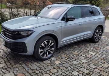 VW Touareg 5.150 km 60.500 &euro; surberg 83362