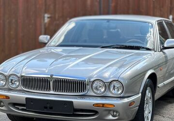 Jaguar XJ8 137.361 km 9.990 &euro; Traunwalchen 83374