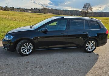 VW Golf 111.500 km 12.500 &euro; Tittmoning 84529