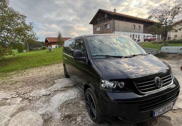 VW T5 Transporter 177.000 km 11.900 &euro; Taching am See 83373