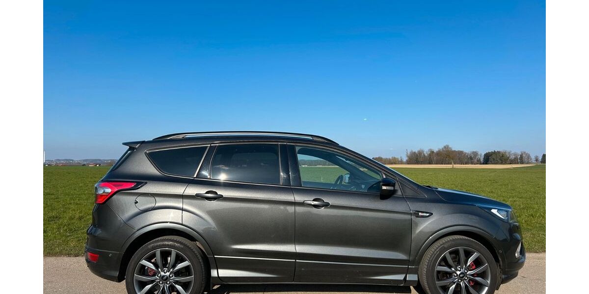 Ford Kuga 69.900 km 21.999 &euro; Kirchanschöring 83417