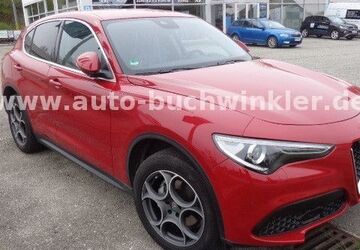 Alfa Romeo Stelvio 31.500 km 27.600 &euro; Laufen 83410