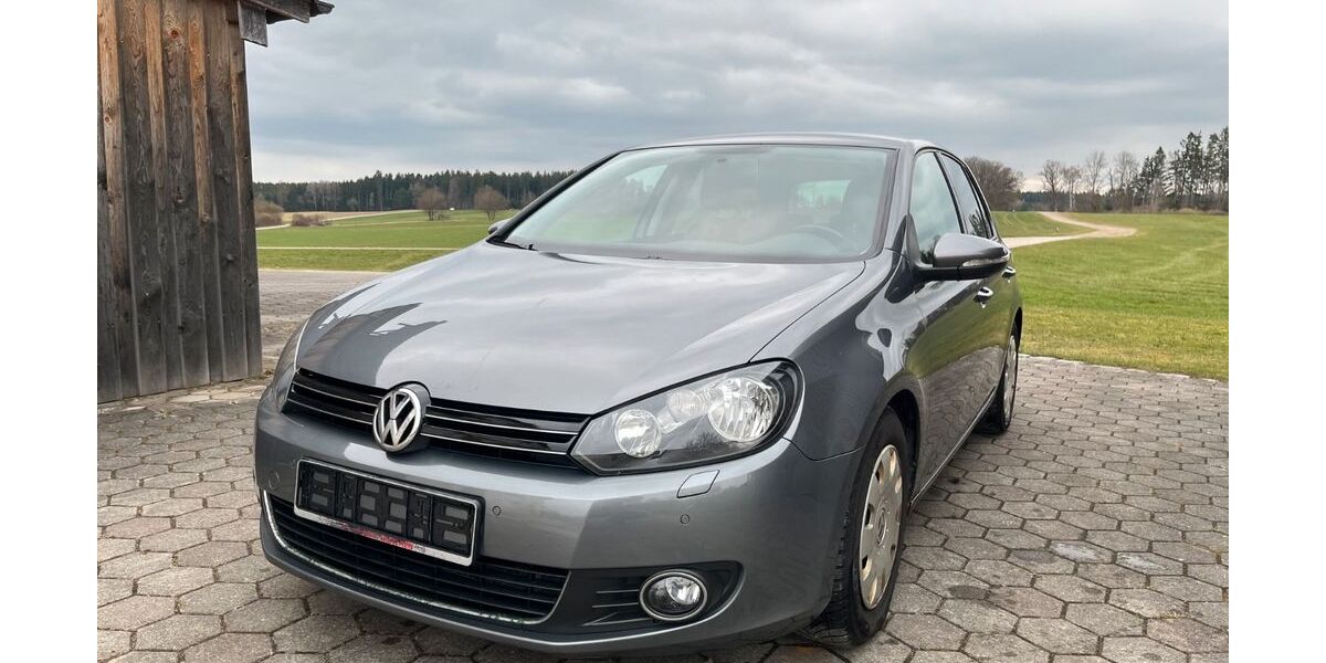 VW Golf 178.000 km 3.600 &euro; Obing 83119