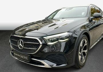Mercedes-Benz E 220 22.900 km 54.800 &euro; Traunstein 83278