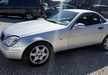 Mercedes-Benz SLK 230 135.800 km 2.490 &euro; Traunreut 83301