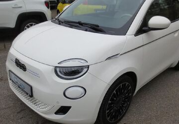 Fiat 500e 31.865 km 24.800 &euro; Ainring 83404