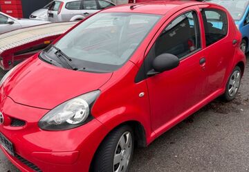 Toyota Aygo (X) 166.000 km 1.500 &euro; Traunstein 83278