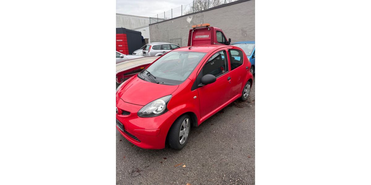 Toyota Aygo (X) 166.000 km 1.500 &euro; Traunstein 83278