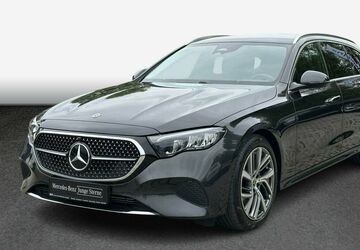 Mercedes-Benz E 220 34.849 km 46.800 &euro; Traunstein 83278