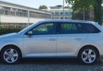 Skoda Fabia 65.500 km 13.500 &euro; Trostberg 83308