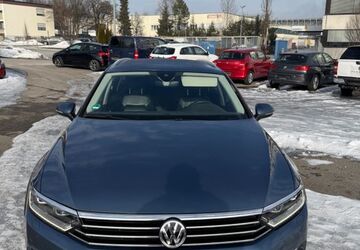 VW Passat Variant 176.000 km 12.200 &euro; Traunstein 83278