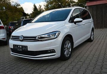 VW Touran 123.000 km 24.300 &euro; Petting /Waging am See 83367