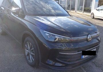 VW Tiguan 19.000 km 37.400 &euro; Laufen 83410