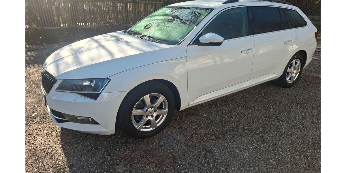 Skoda Superb 97.350 km 13.000 &euro; Freilassing 83395