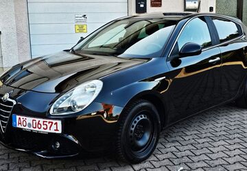 Alfa Romeo Giulietta 199.000 km 4.500 &euro; Garching an der Alz 84518