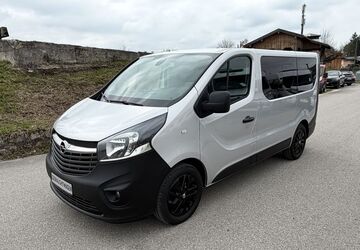 Opel Vivaro 182.260 km 9.990 &euro; Ainring 83404