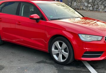 Audi A3 200.000 km 11.490 &euro; Bad Reichenhall 83435