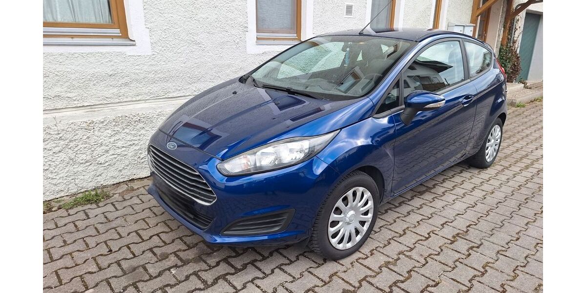 Ford Fiesta 124.000 km 4.700 &euro; Altenmarkt 83352