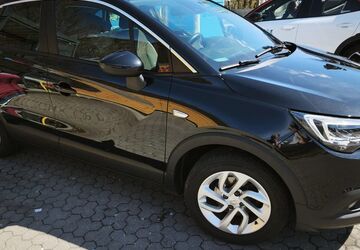 Opel Crossland (X) 48.735 km 13.500 &euro; Bad Reichenhall 83435