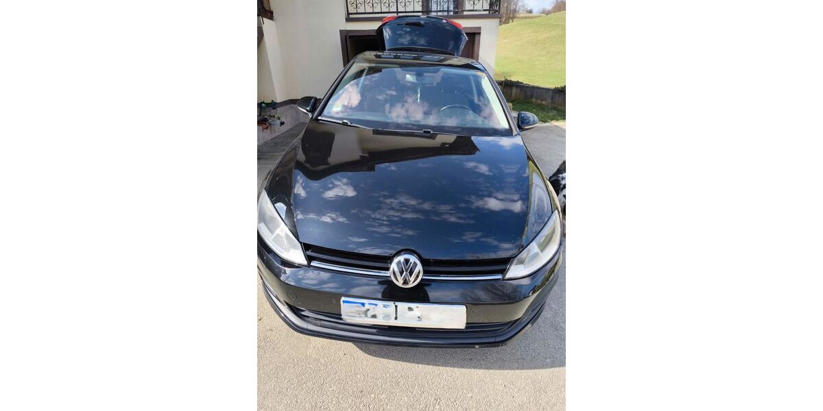 VW Golf 285.000 km 5.800 &euro; Traunstein 83278