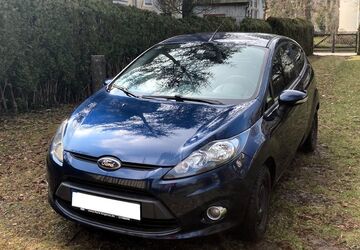 Ford Fiesta 171.000 km 2.500 &euro; Traunstein 83278