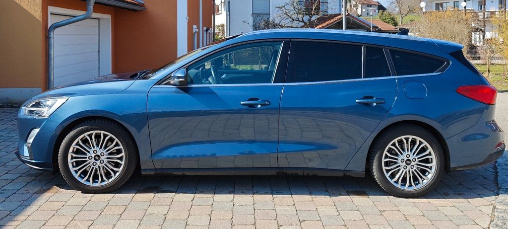 Ford Focus 133.000 km 9.900 &euro; Traunwalchen 83374