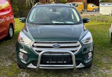 Ford Kuga 132.000 km 13.500 &euro; Trostberg 83308