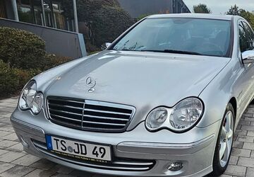 Mercedes-Benz C 200 84.000 km 10.750 &euro; Traunreut 83301