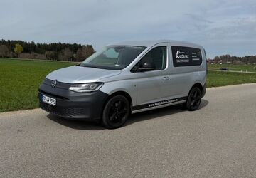 VW Caddy 97.500 km 21.990 &euro; Prien 83209