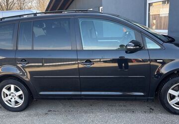 VW Touran 180.000 km 6.300 &euro; Vachendorf 83377