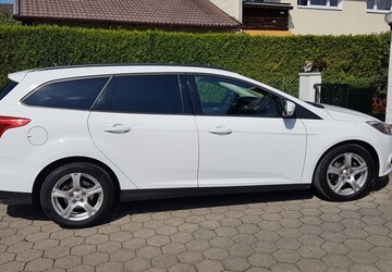 Ford Focus Kombi 138.000 km 5.800 &euro; Ainring 83404