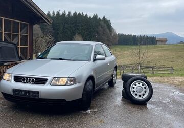Audi A3 150.000 km 1.800 &euro; Traunstein 83278