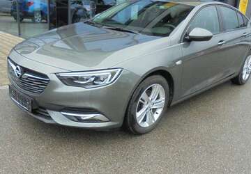 Opel Insignia 81.200 km 15.990 &euro; Petting 83367