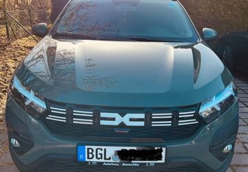 Dacia Jogger 15.050 km 19.290 &euro; Bayerisch Gmain 83457