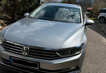 VW Passat Variant 240.000 km 10.950 &euro; Prien 83209