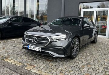 Mercedes-Benz E 220 8.000 km 61.600 &euro; Traunstein 83278