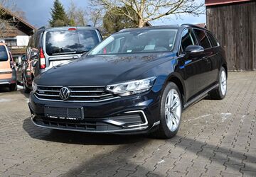 VW Passat Variant 62.000 km 24.500 &euro; Petting /Waging am See 83367